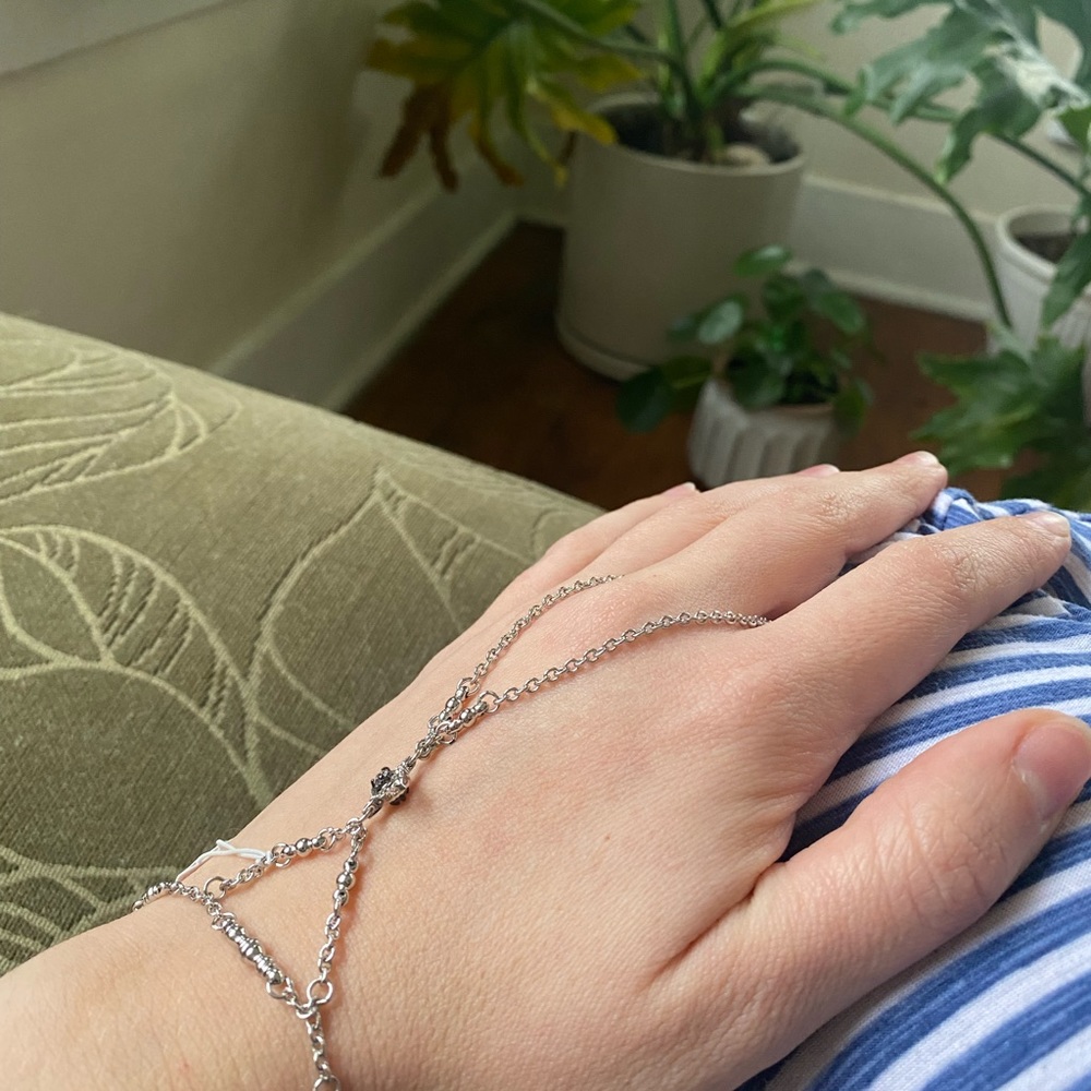 Kendra Scott Silver Finger / Hand Chain Bracelet